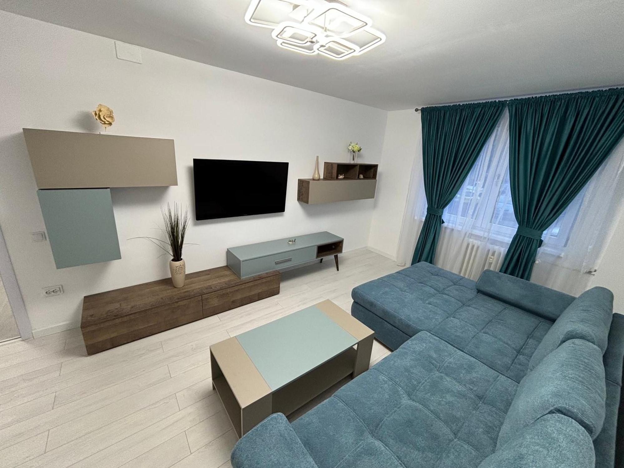 3 Camere Decomandat Bucarest Esterno foto